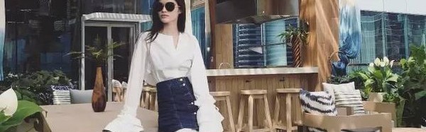 每日星范 ｜ 何穗 的荷叶边不止有仙气，还能显瘦秀曲线，真是技能满分！