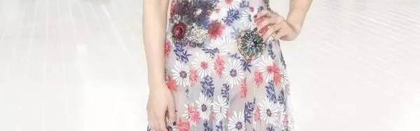 蔡依林等了364天，她终于穿了条对的裙！