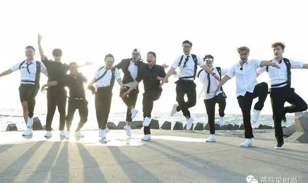 【热综】《极限挑战》复播再现人生路，这一发怀旧催泪弹来得猝不及防！