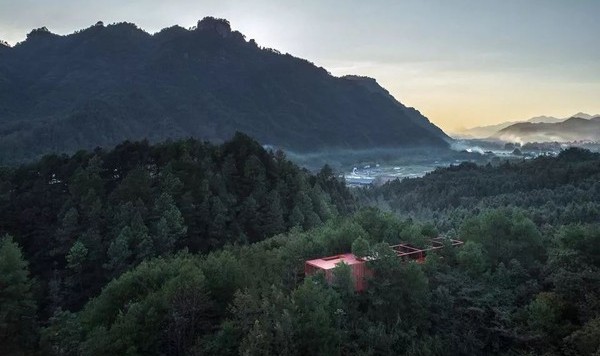 孤寂、世外仙境，这些山中的建筑竟然这么美！