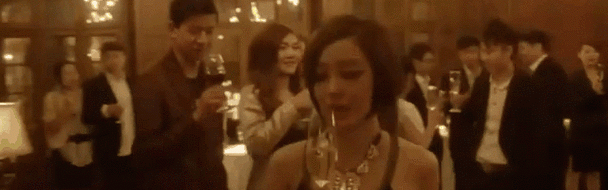 嘿，你也是来参加顾里生日会的吗？