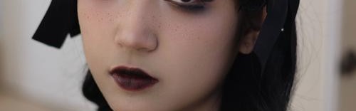 暗黑？趣味？复古？2020究竟流行什么妆？