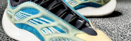 FOSSOFFICIAL  YEEZY 新配色 定义夏街头型格穿搭法则