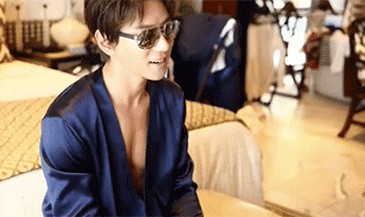 开包记｜黄致列 人参面霜、舒缓喷雾，欧巴的贴心防护全是粉丝的功劳！