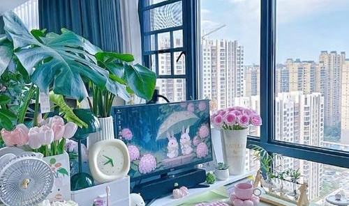 在工位上也能走的户外时髦风，玩的就是这个氛围