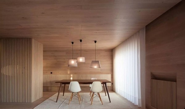 原木打造的海景度假公寓