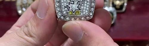 见证巅峰时刻 Tournaire ASSE球场戒指