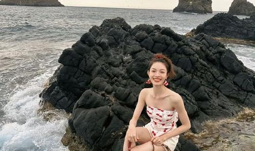 和钟楚曦学拍照，角度找对果然怎么拍都美