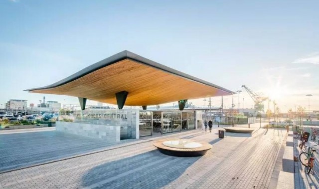 公建设计——城市交通站