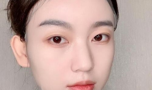 同样是敷面膜，差别怎么就这么大呢？