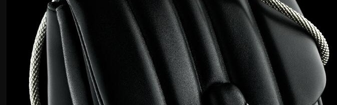 宝格丽推出BVLGARI X AMBUSH特别款联名手袋