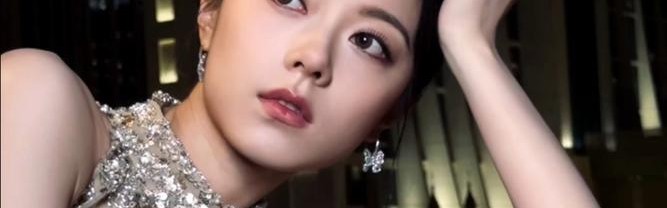 想见见可爱的自己？那要学学赵今麦，给妆容做做减法啦！