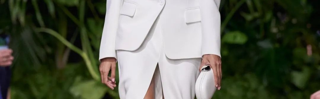 Michael Kors打造的这片都市胜境 随时等你出发