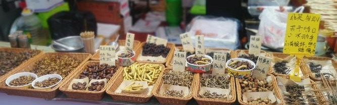 地摊10大快消品,宜陈列的商家有哪些？