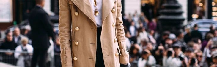 我买了一只年纪比我妈妈还大的包，还挺时髦！