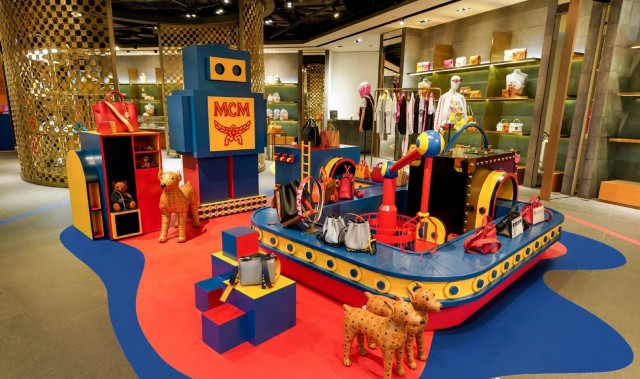 贝嫂Reebok第二弹来了？MCM的奇幻乐园来了一群美少年！【每周时报】