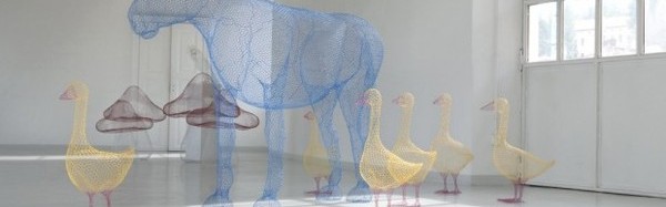 轻盈如童话的铁丝网雕塑