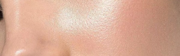 白皮肤可以分两种，何穗和你