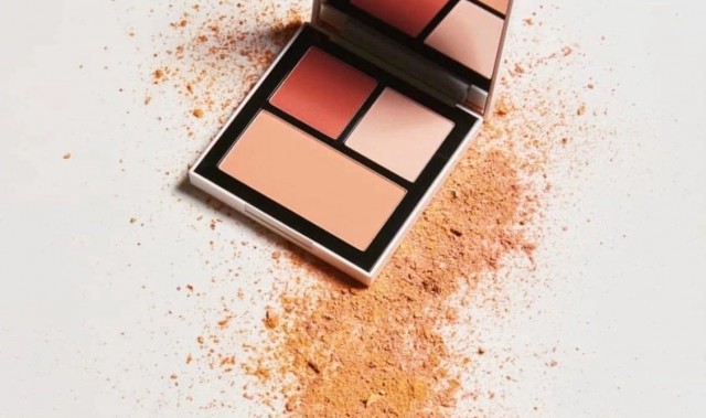 苦等王一博出眼妆教程的我，已经先把这些男女通吃的美妆买起来了！