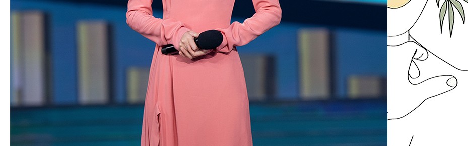 倪妮的西装不系扣太美，关晓彤这次的百褶裙我又可了！