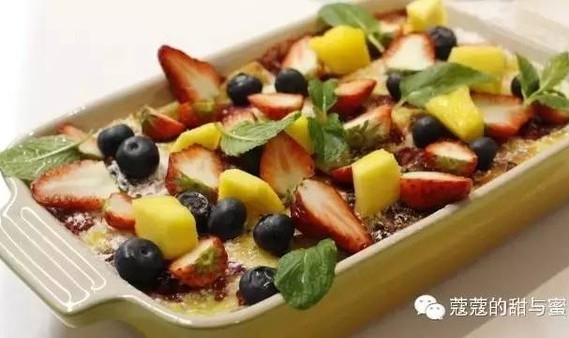 达人专栏 ｜ 树莓面包布丁