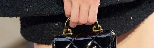 还在纠结买啥包？时装周给你答案！