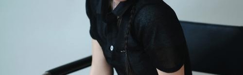 弯道超车的赵今麦，凭什么？