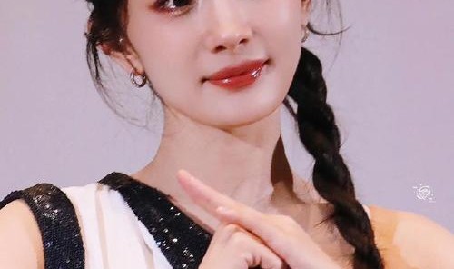 谁敢信，这是2025年的杨幂？！