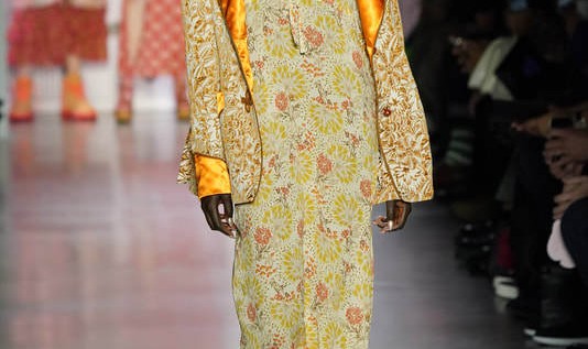 ANNA SUI 2020 春季： 维多利亚时代