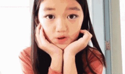 9岁李嫣比46岁王菲活得更潇洒，更自信！