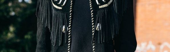 拉风就靠流苏外套了，我只想穿着它去显“摆”