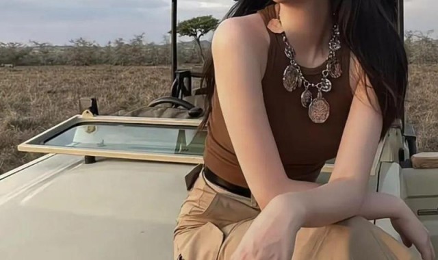 持续冲顶热搜，乔欣这妆化的到底是有多神奇？