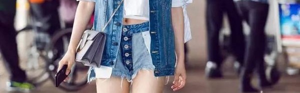 每日星范 ｜ 袁姗姗 反穿、喊话、一拉到底，今年牛仔短裤就要不一样！