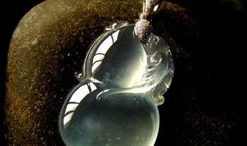 行家教你如何辨别翡翠的真假