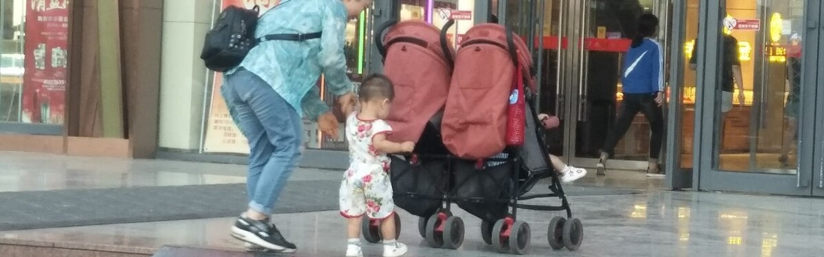 玩包包,从经典印花包包开始吧!