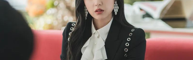 十年后的刘 Rachel，被西装外套“爆改”