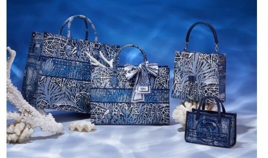 FION打造了一场「怪兽生长」新潮艺术展