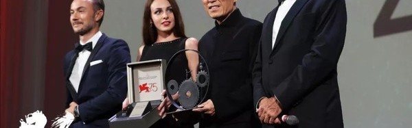 原来《影》中不止邓超一人分饰两角，张艺谋背后的影子们也各个身怀绝技！