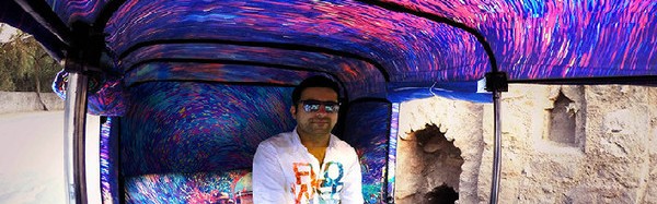 印度有一群在地艺术家，把出租车变成了流动的艺展