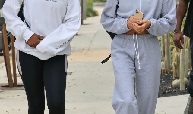 你和这些时髦精们，究竟差了多少件卫衣？！