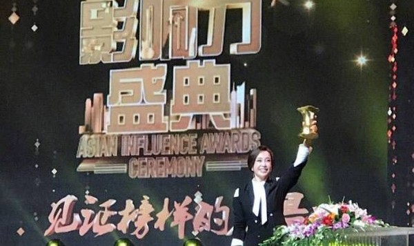 刘晓庆、温碧霞、张翰、杜鹃同台，这场盛典带你见证榜样的力量！