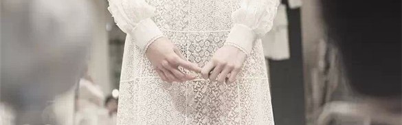 Valentino 2015  仿若细雨散落心底，美好到让人窒息！