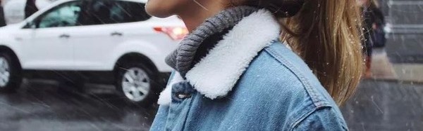 今年冬天最HOT的竟然不是大衣和羽绒服，而是倪妮这件羊羔毛牛仔外套？