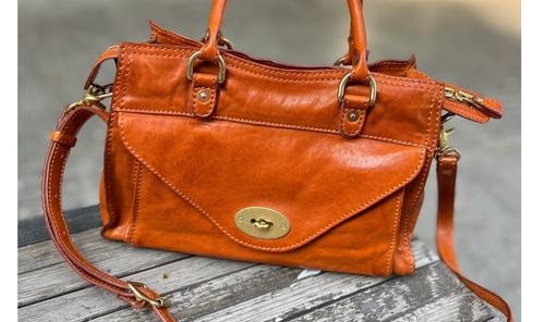 定制女包的公司,saintdragon致力打造高端休闲女包