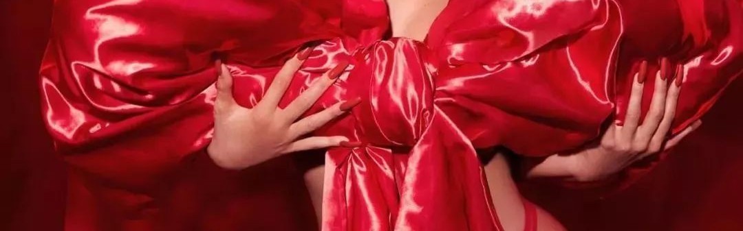 Kylie把公司卖了6个亿？DIOR and RIMOWA小箱子终于可以背上身！【每周时报】