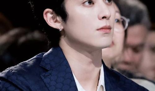 王鹤棣：给当下以未来