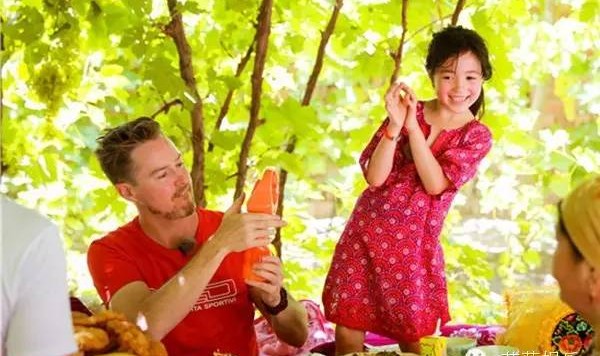 在爸爸3里遇见了夏天才知道，原来童话里不是骗人的！