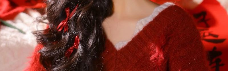 穿上这抹“新年红”，过年的氛围瞬间就来了～