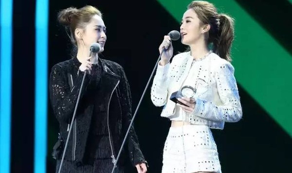 Twins 显高不是长的高，穿衣也能穿出1米8！