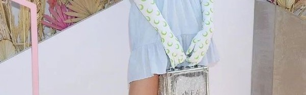 皮筋除了扎头发还能这么穿？Kendall这剂少女气我服了！